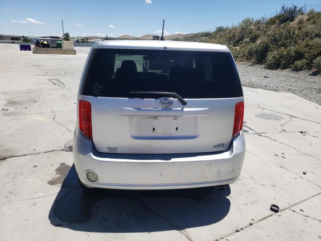 JTLKE50E881017481 - 2008 TOYOTA SCION XB SILVER photo 6