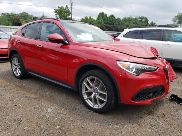 ZASFAKNN0J7B76733 - 2018 ALFA ROMEO STELVIO TI SPORT RED photo 4