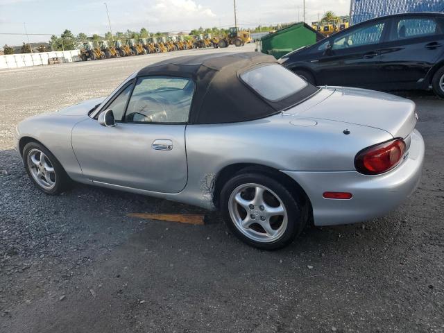 JM1NB353420220801 - 2002 MAZDA MX-5 MIATA BASE SILVER photo 2
