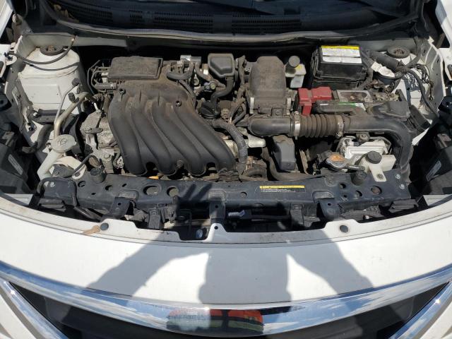 3N1CN7APXJL846128 - 2018 NISSAN VERSA S Weiß Foto 11