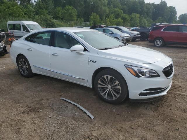 1G4ZN5SS8HU143119 - 2017 BUICK LACROSSE PREFERRED WHITE photo 4