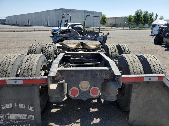 3AKJGEBG2ESFL0855 - 2014 FREIGHTLINER CASCADIA 1 烧焦的 照片 9