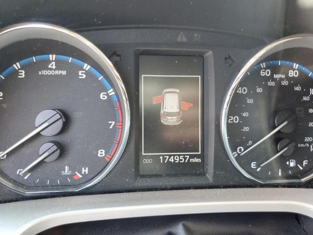 JTMWFREV0GJ087081 - 2016 TOYOTA RAV4 XLE WHITE photo 9