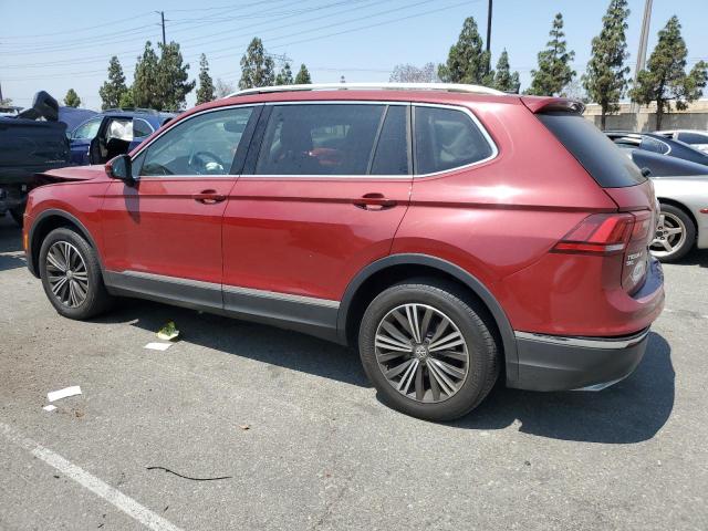 3VV2B7AX6JM159385 - 2018 VOLKSWAGEN TIGUAN SE RED photo 2