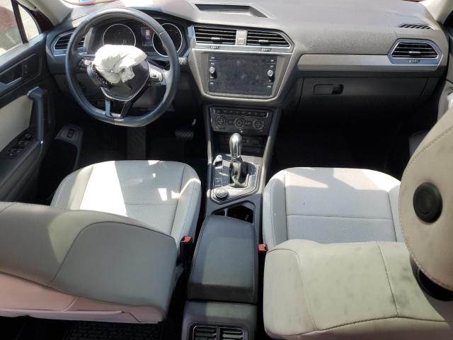 3VV2B7AX6JM159385 - 2018 VOLKSWAGEN TIGUAN SE RED photo 8