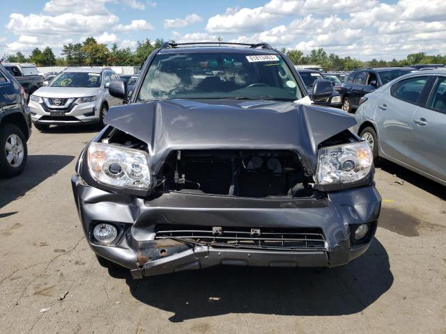 JTEBU17R360089333 - 2006 TOYOTA 4RUNNER LIMITED GRAY photo 5