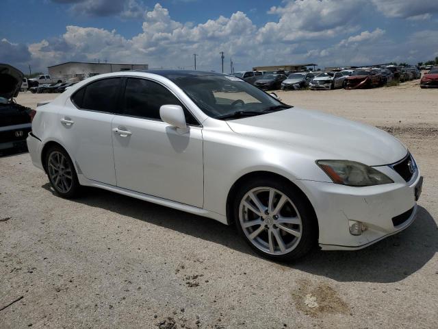 JTHBK262282082531 - 2008 LEXUS IS 250 WHITE photo 4