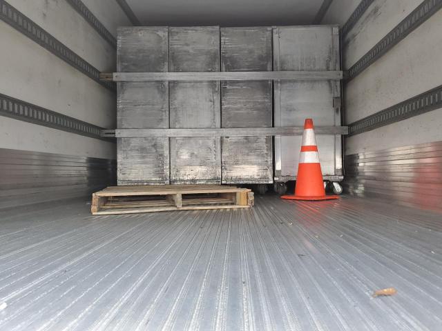 1UYVS128XN6460104 - 2022 UTILITY VS2RA Սպիտակ լուսանկար 6