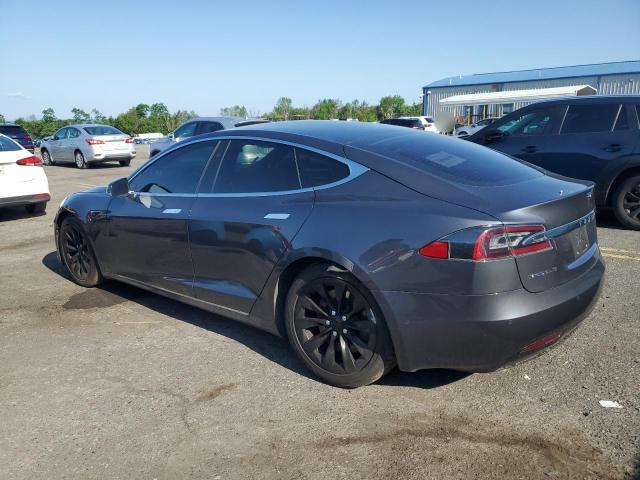 5YJSA1E2XHF185516 - 2017 TESLA MODEL S 灰色 照片 2