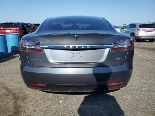 5YJSA1E2XHF185516 - 2017 TESLA MODEL S 灰色 照片 6