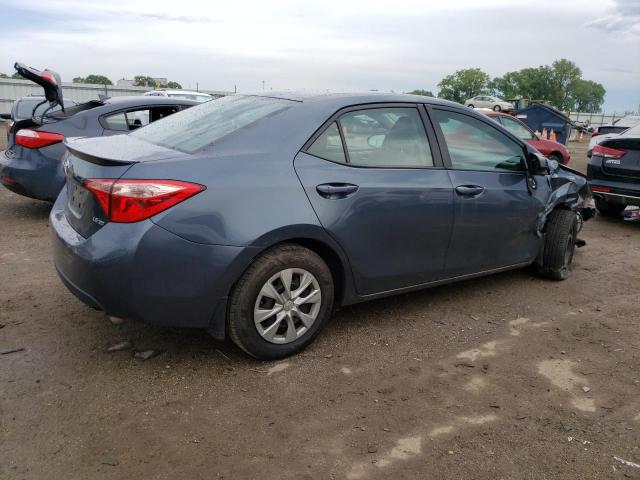 2T1BPRHEXHC867044 - 2017 TOYOTA COROLLA LE GRAY photo 3