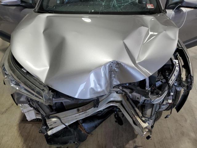 NMTKHMBX7JR030774 - 2018 TOYOTA C-HR XLE SILVER photo 12