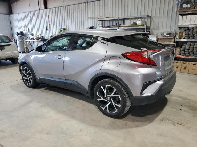 NMTKHMBX7JR030774 - 2018 TOYOTA C-HR XLE SILVER photo 2