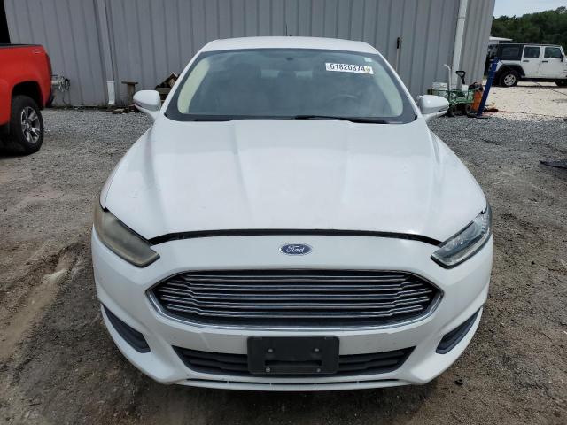 3FA6P0HR2DR158599 - 2013 FORD FUSION SE WHITE photo 5