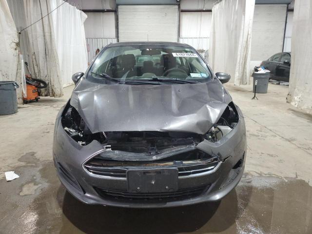 3FADP4BJ8JM145334 - 2018 FORD FIESTA SE GRAY photo 5