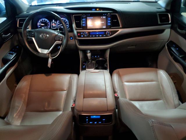 5TDJKRFH8GS261660 - 2016 TOYOTA HIGHLANDER XLE SILVER photo 8