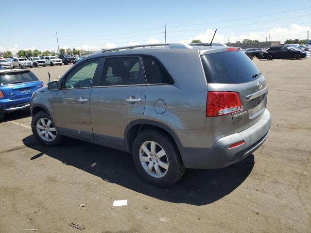 5XYKT3A11BG003429 - 2011 KIA SORENTO BASE GRAY photo 2