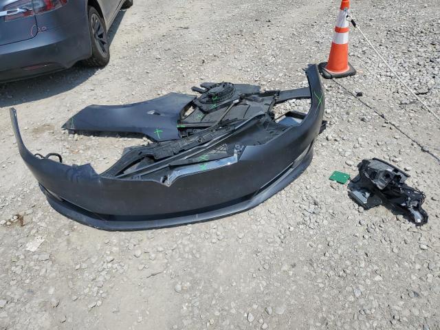 5YJSA1E42KF336826 - 2019 TESLA MODEL S Серебристый фото 12