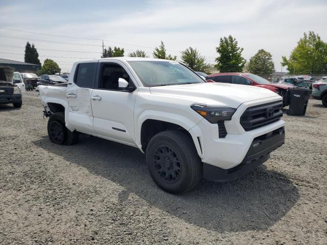 3TYLB5JN9RT009308 - 2024 TOYOTA TACOMA DOUBLE CAB WHITE photo 4