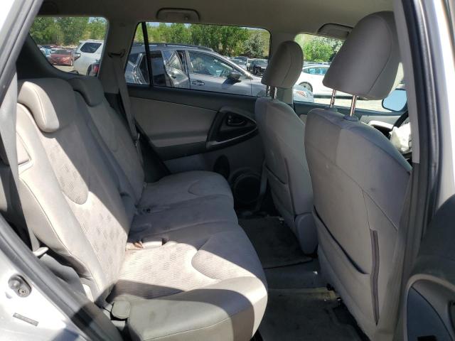 2T3BF4DV8BW086032 - 2011 TOYOTA RAV4 银色 照片 11