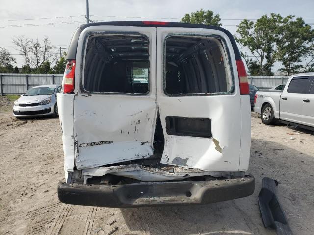 1GCFG15X571106191 - 2007 CHEVROLET EXPRESS G1 WHITE photo 6