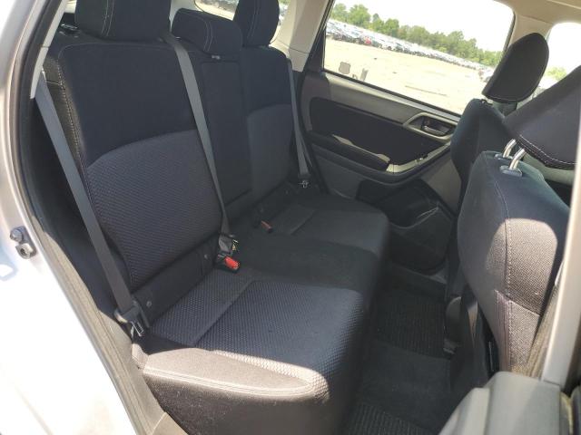 JF2SJADC6FH510560 - 2015 SUBARU FORESTER 2.5I PREMIUM 银色 照片 11