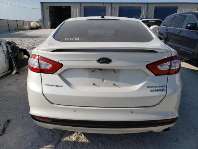 3FA6P0RUXFR198709 - 2015 FORD FUSION TITANIUM HEV WHITE photo 6