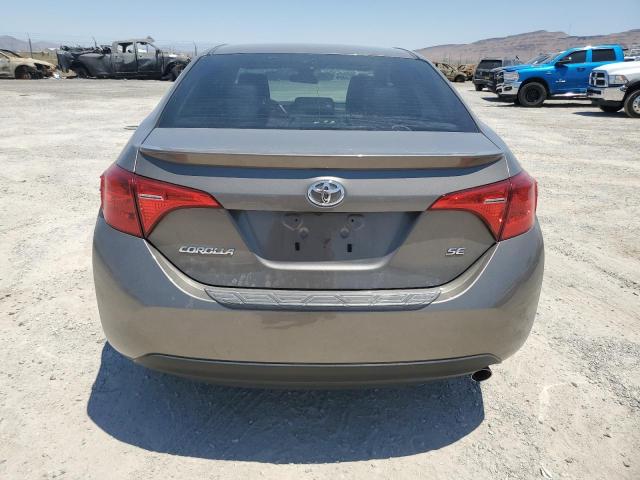 2T1BURHE1JC106160 - 2018 TOYOTA COROLLA L GRAY photo 6