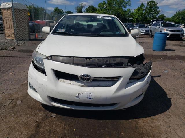 JTDBL40E699043995 - 2009 TOYOTA COROLLA BASE WHITE photo 5