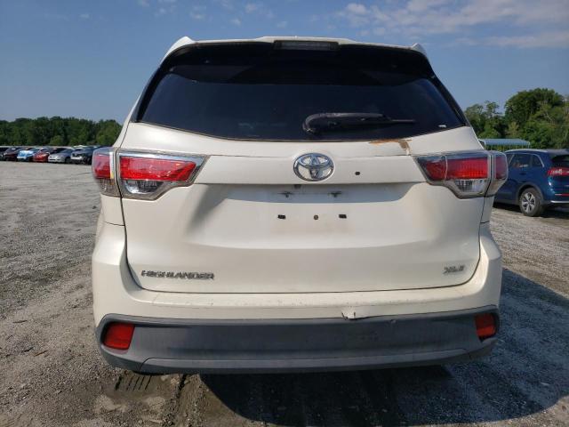 5TDKKRFH9ES026878 - 2014 TOYOTA HIGHLANDER XLE Weiß Foto 6