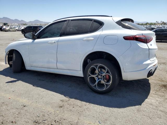 ZASPAKBN6P7D64318 - 2023 ALFA ROMEO STELVIO TI WHITE photo 2
