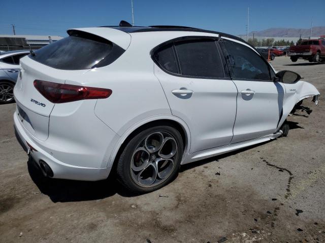ZASPAKBN6P7D64318 - 2023 ALFA ROMEO STELVIO TI WHITE photo 3