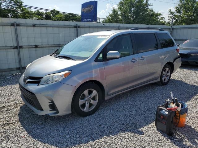 2018 TOYOTA SIENNA LE, 