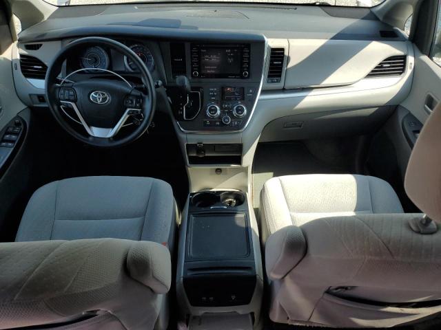 5TDKZ3DC0JS918558 - 2018 TOYOTA SIENNA LE Gümüş foto 8