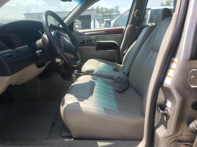 1LNHM81W73Y644296 - 2003 LINCOLN TOWN CAR EXECUTIVE SILVER photo 7