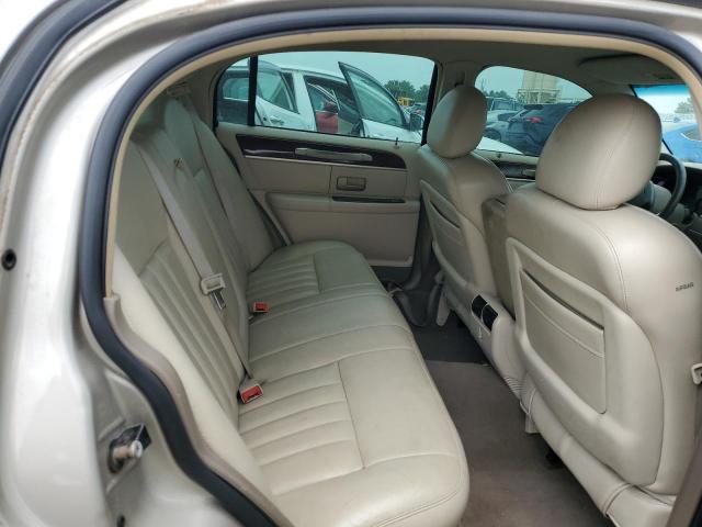 1LNHM81W44Y660635 - 2004 LINCOLN TOWN CAR EXECUTIVE BEIGE photo 10