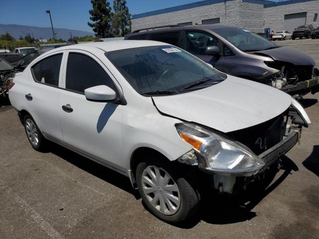 3N1CN7AP8KL817910 - 2019 NISSAN VERSA S WHITE photo 4