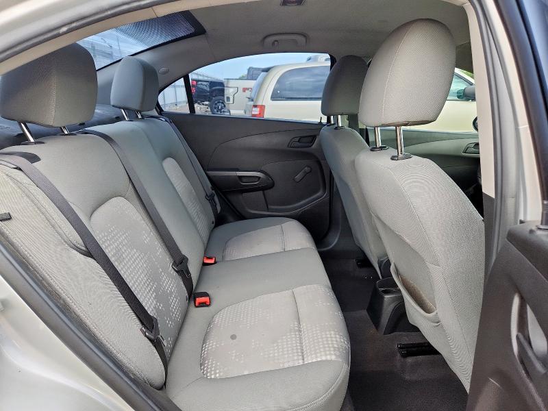 1G1JB5SHXH4170118 - 2017 CHEVROLET SONIC LS SILVER photo 10