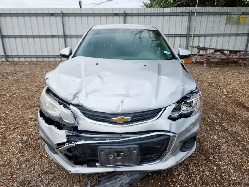 1G1JB5SHXH4170118 - 2017 CHEVROLET SONIC LS SILVER photo 5