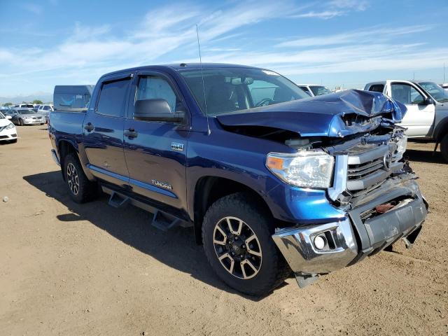 5TFDW5F17EX368381 - 2014 TOYOTA TUNDRA CREWMAX SR5 BLUE photo 4