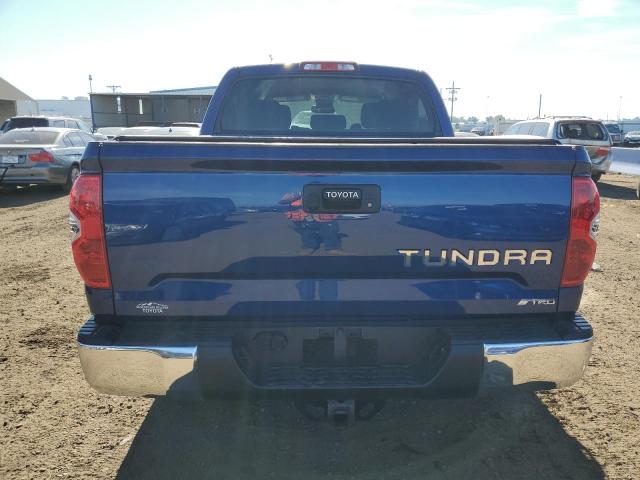 5TFDW5F17EX368381 - 2014 TOYOTA TUNDRA CREWMAX SR5 BLUE photo 6