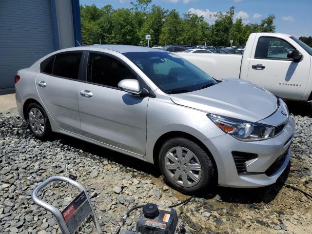 3KPA24AD1ME391213 - 2021 KIA RIO LX SILVER photo 4