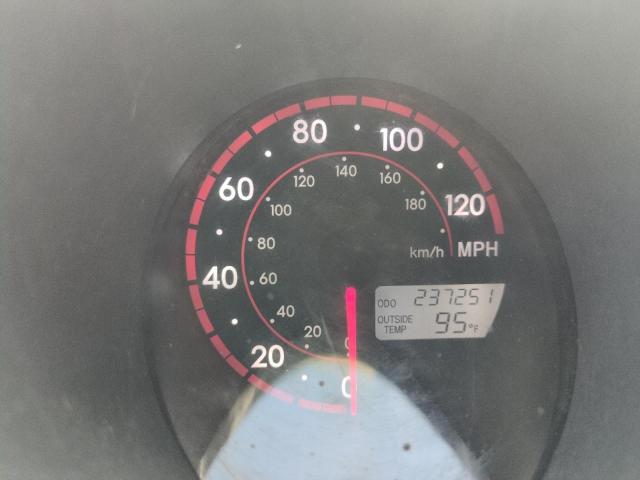 2T1KR32EX7C632934 - 2007 TOYOTA COROLLA MA XR WHITE photo 9