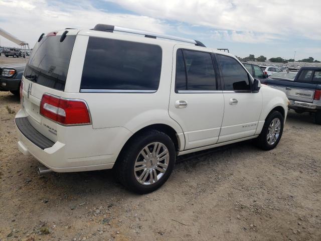 5LMFU28598LJ16651 - 2008 LINCOLN NAVIGATOR WHITE photo 3