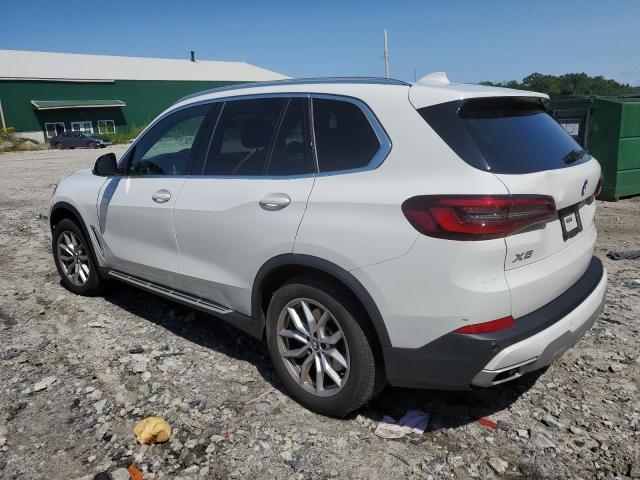 5UXCR6C06M9E22794 - 2021 BMW X5 XDRIVE40I WHITE photo 2