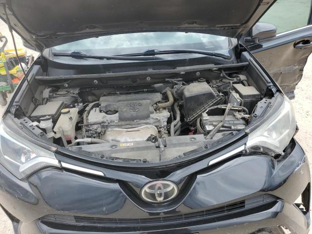 2T3ZFREVXJW514868 - 2018 TOYOTA RAV4 LE BLACK photo 11