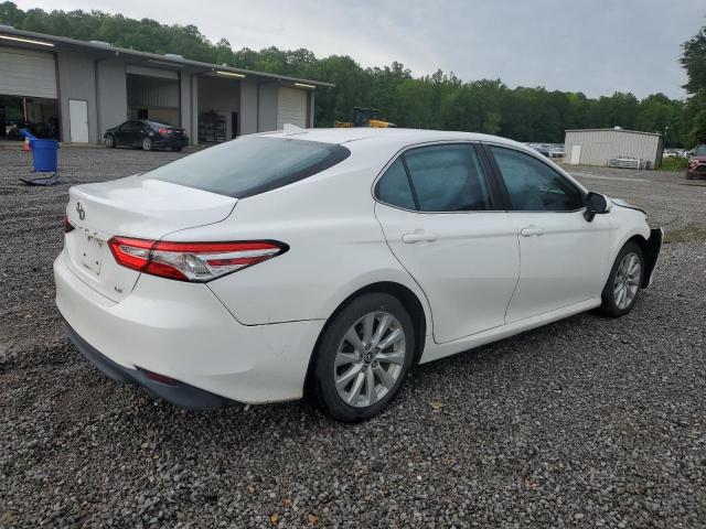 4T1B11HK1KU756185 - 2019 TOYOTA CAMRY L WHITE photo 3