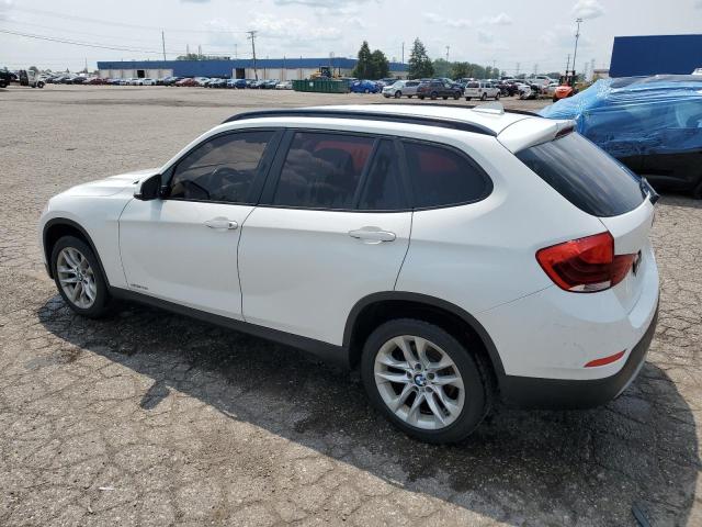 WBAVL1C55FVY28080 - 2015 BMW X1 XDRIVE28I WHITE photo 2