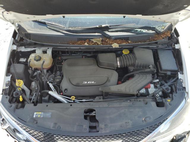 2C4RC1GG0JR269095 - 2018 CHRYSLER PACIFICA LIMITED WHITE photo 12