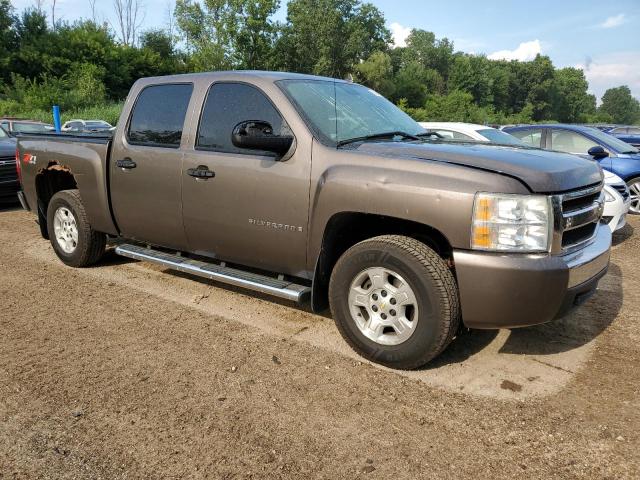 2GCEK13M171718501 - 2007 CHEVROLET SILVERADO K1500 CREW CAB BROWN photo 4